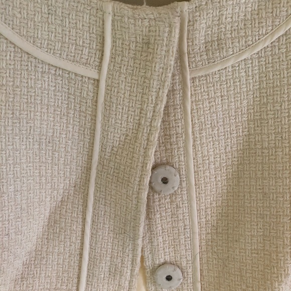 Blazer - Picture 2 of 3